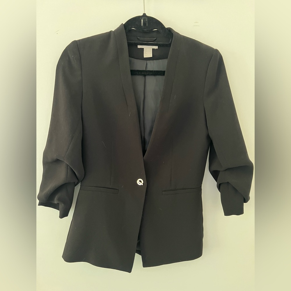 H&M ruched sleeve long line blazer